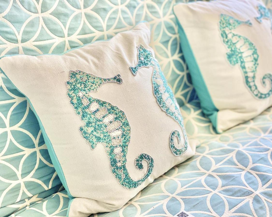 Kasa Seahorse Of The Sea - Studio For 2 Beach Block San Juan Exteriör bild